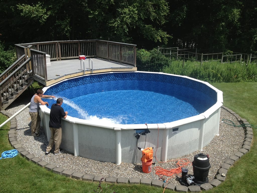 landscaping above ground pool