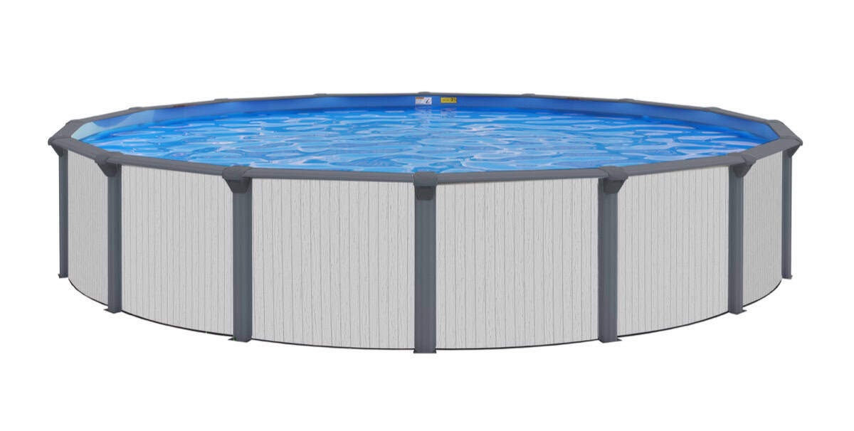 Embassy Summer Nites above ground pool installed in a Cincinnati backyard